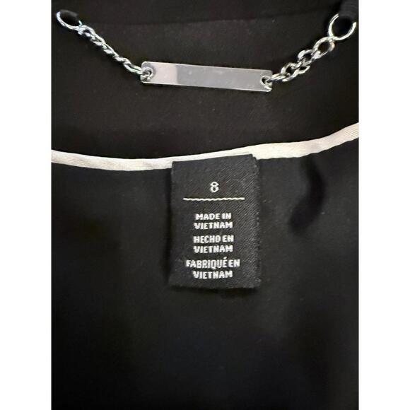 Blazer - Picture 9 of 12